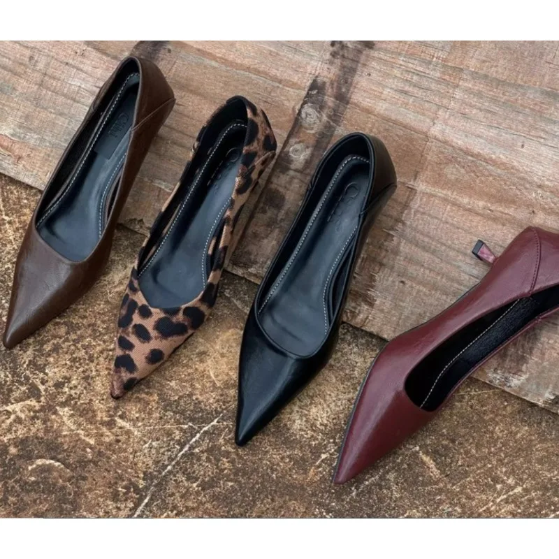 Heels - 2024 ผู้หญิงรองเท้าส้นสูงเซ็กซี่ Burgundy Nude ปั๊ม Stripper