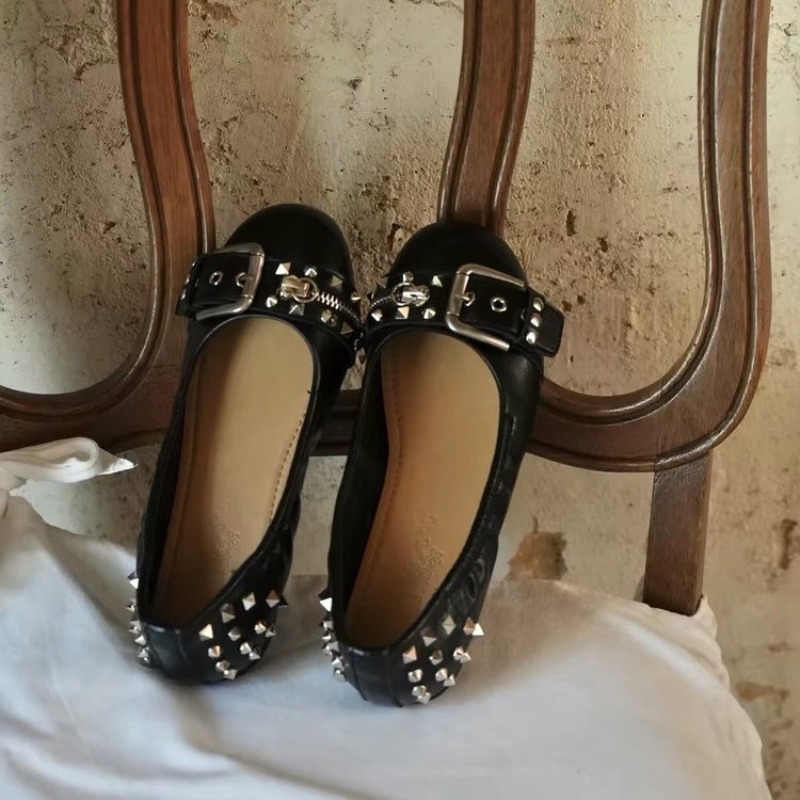 Heels - รองเท้าส้นเตี้ยหัวกลมแบบมีสายรัดหนังสำหรับผู้หญิง รุ่น Mary Jane