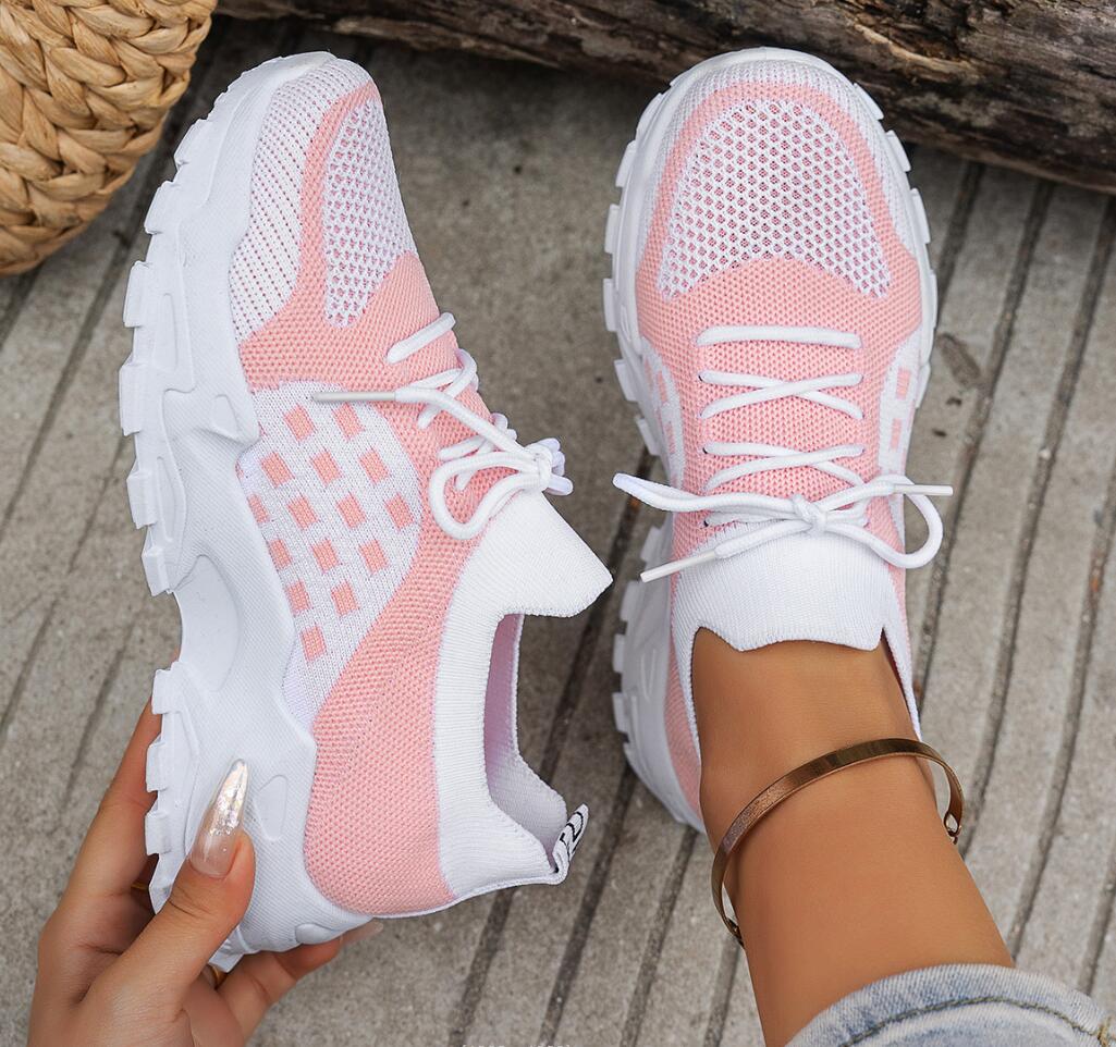 รองเท้ากีฬาผู้หญิงแบบถักตาข่าย - Knit Fabric Lace Up Sneakers บทวิจารณ์และราคา