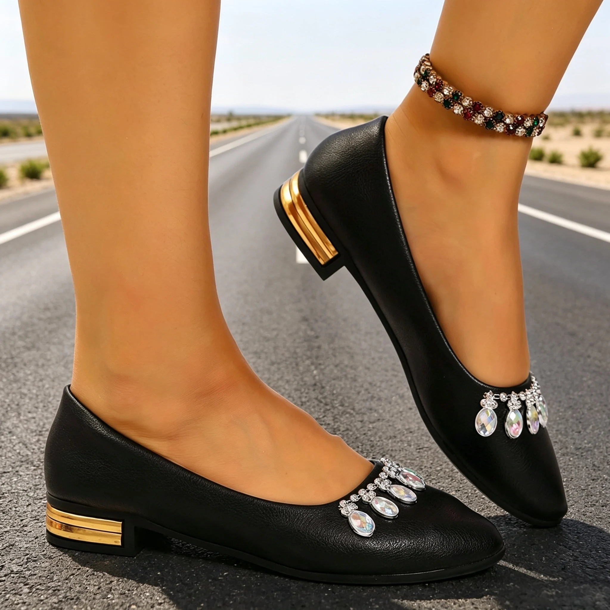 รองเท้าส้นแบนสำหรับผู้หญิง หัว - Heels บทวิจารณ์และราคา