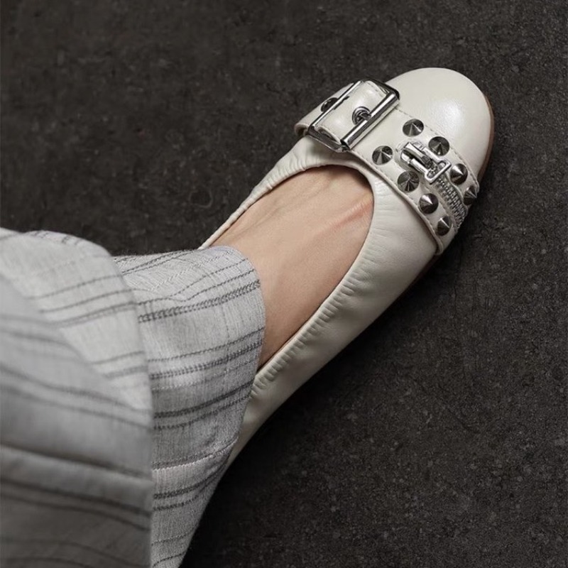 รองเท้าส้นเตี้ยหัวกลมแบบมีสายร - Heels บทวิจารณ์และราคา